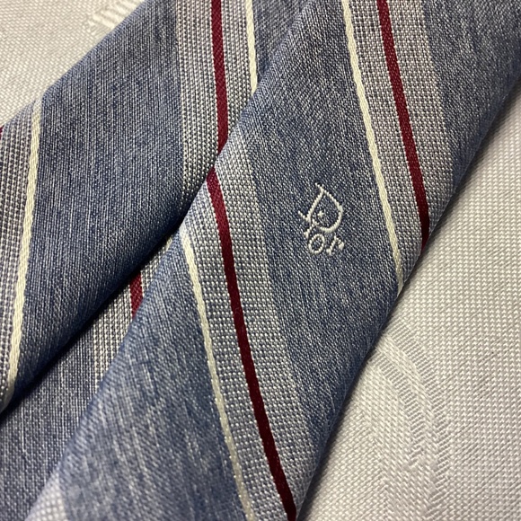 CHRISTIAN. DIOR. VINTAGE TIE. LOGO. BEAUTIFUL STRIPED  PURE DIOR !!!! - Picture 2 of 8